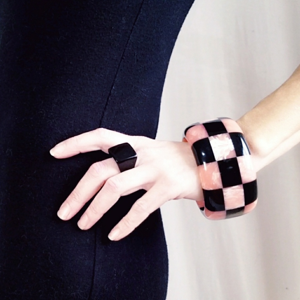 Artisan Checkerboard Lucite Chunky Bangle Bracelet - image 2